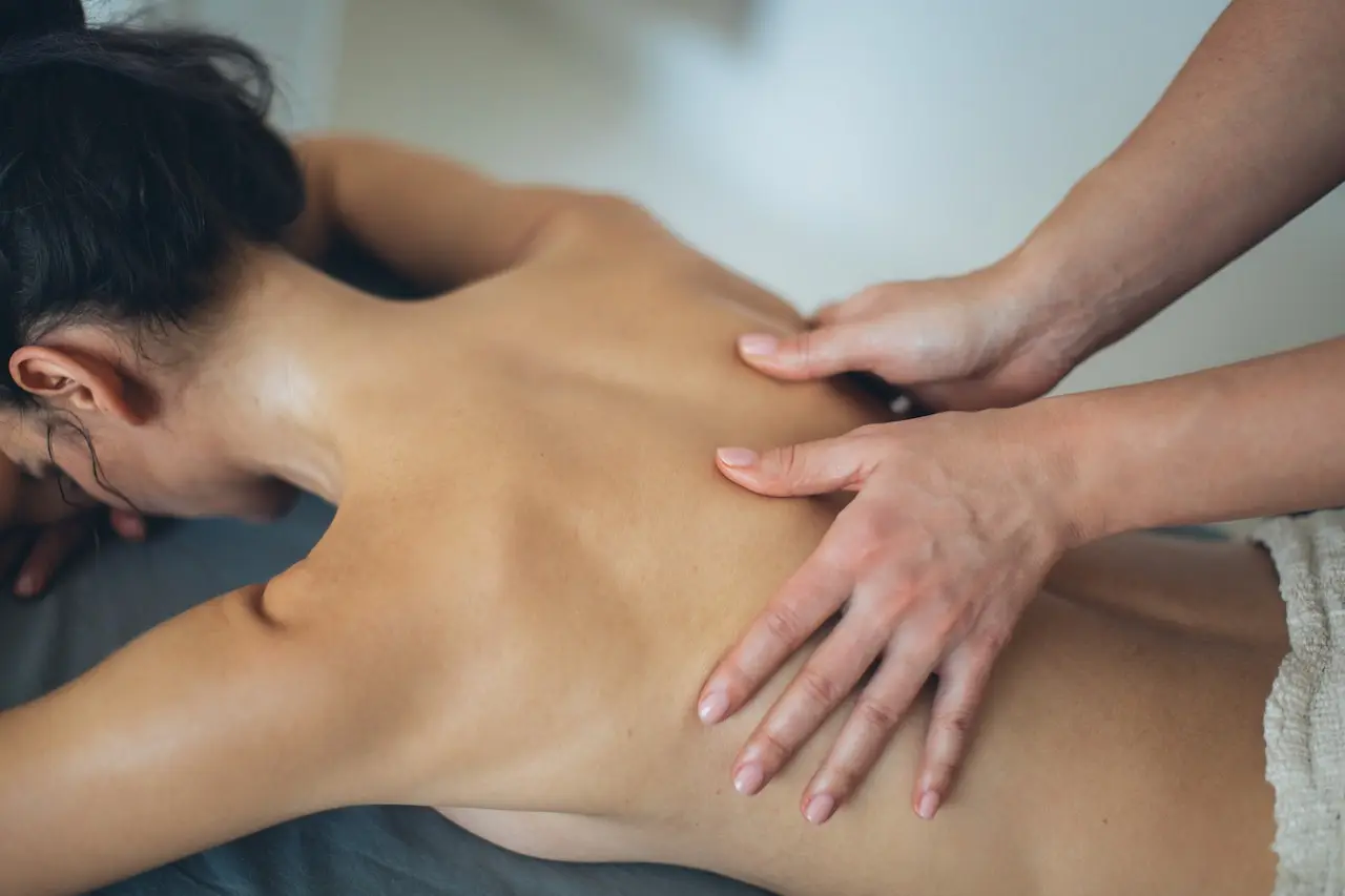 ladies massage femispa